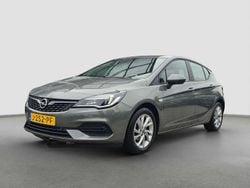 Grijs Gebruikt 2020 Opel Astra Comfort Hatchback | € 13.400 (Eerlijke prijs)