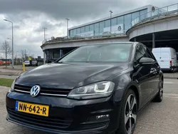 Zwart Gebruikt 2014 VW Golf VII Highline Stationwagen | € 12.250 (Iets duurder)