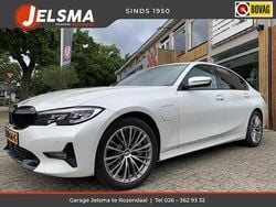 Wit Gebruikt 2021 BMW 330 Executive Sedan | € 26.900 (Super prijs)