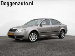 Beige Gebruikt 2007 Skoda Superb Comfort Sedan | € 6.475