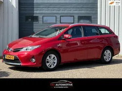 Rood Gebruikt 2014 Toyota Auris Touring Sports Stationwagen | € 6.950