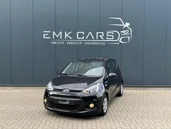 Zwart Gebruikt 2015 Hyundai i10 Comfort Hatchback | € 7.549 (Eerlijke prijs)