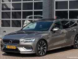 Grijs, metallic lak Gebruikt 2021 Volvo V60 Inscription Stationwagen | € 46.500