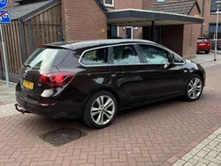 Bruin Gebruikt 2012 Opel Astra Sport Stationwagen | € 4.500 (Eerlijke prijs)