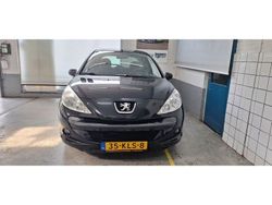 Zwart Gebruikt 2010 Peugeot 206+ Hatchback | € 2.250 (Eerlijke prijs)