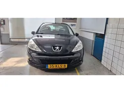 Zwart Gebruikt 2010 Peugeot 206+ Hatchback | € 2.250 (Eerlijke prijs)