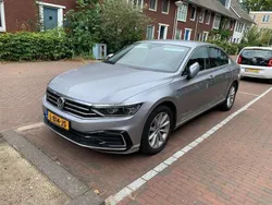 Grijs Gebruikt 2020 VW Passat GTE Sedan | € 22.500 (Goede deal)