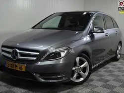 Grijs Gebruikt 2014 Mercedes B180 Ambition MPV | € 13.500 (Eerlijke prijs)