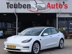 Wit Gebruikt 2021 Tesla Model 3 Standard Range Sedan | € 19.895 (Iets duurder)