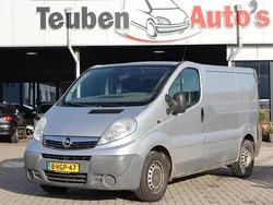 Zilver Gebruikt 2010 Opel Vivaro Van | € 2.995 (Super prijs)