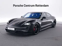 Zwart Gebruikt 2021 Porsche Taycan 4S Performance Package Sedan | € 69.900 (Eerlijke prijs)