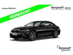 Zwart Gebruikt 2020 BMW 320 Executive Sedan | € 31.875 (Eerlijke prijs)