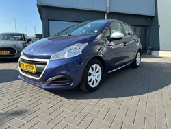 Blauw, metallic lak Gebruikt 2017 Peugeot 208 Access Hatchback | € 7.450 (Eerlijke prijs)