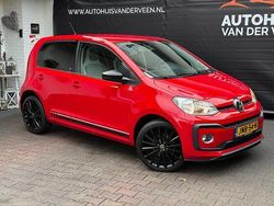 Rood Gebruikt 2018 VW up! Beats Hatchback | € 11.250 (Eerlijke prijs)
