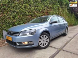 Grijs, metallic lak Gebruikt 2011 VW Passat Trendline Stationwagen | € 4.500 (Eerlijke prijs)