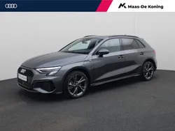 Grijs, metallic lak Gebruikt 2024 Audi A3 Sportback e-tron S-Line Sedan | € 38.880 (Eerlijke prijs)