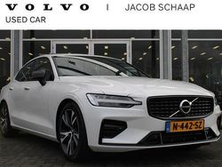 Wit Gebruikt 2022 Volvo S60 R-Design Sedan | € 24.900 (Duur)