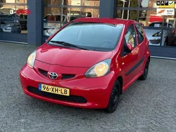 Rood Gebruikt 2007 Toyota Aygo Hatchback | € 1.499 (Goede deal)