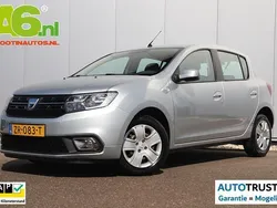 Grijs Gebruikt 2019 Dacia Sandero Lauréate Hatchback | € 6.900 (Super prijs)