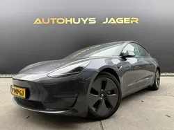 Grijs Gebruikt 2021 Tesla Model 3 Long Range Sedan | € 25.950 (Eerlijke prijs)