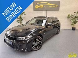 Zwart Gebruikt 2023 BMW 320e M Sport Stationwagen | € 38.950 (Iets duurder)