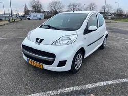 Wit Gebruikt 2011 Peugeot 107 Hatchback | € 1.599 (Goede deal)