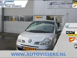 Grijs Gebruikt 2009 Renault Grand Modus MPV | € 5.450 (Eerlijke prijs)