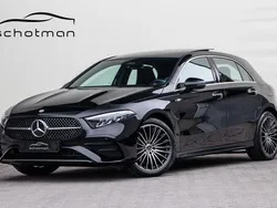 Zwart Gebruikt 2024 Mercedes A250 Premium Hatchback | € 39.750 (Eerlijke prijs)