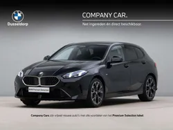 Zwart, metallic lak Gebruikt 2025 BMW 120 M Sport Hatchback | € 41.950 (Super prijs)