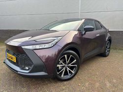 Paars, metallic lak Gebruikt 2024 Toyota C-HR SUV | € 36.190