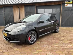 Zwart Gebruikt 2010 Renault Clio R.S. R.S. Hatchback | € 8.950 (Eerlijke prijs)