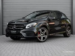 Zwart, metallic lak Gebruikt 2017 Mercedes GLA200 AMG SUV | € 26.990 (Duur)