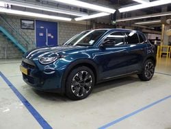Blauw Gebruikt 2024 Fiat 600E La Prima SUV | € 29.900