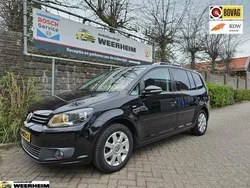 Zwart Gebruikt 2013 VW Touran Highline MPV | € 10.950 (Iets duurder)