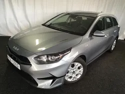 Grijs, metallic lak Gebruikt 2022 Kia Ceed Sportswagon Stationwagen | € 17.375 (Eerlijke prijs)