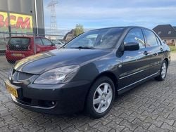 Grijs (metallic) Gebruikt 2006 Mitsubishi Lancer Sedan | € 2.499 (Super prijs)