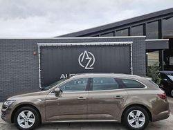 Bruin Gebruikt 2017 Renault Talisman Zen Stationwagen | € 12.950 (Eerlijke prijs)