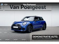 Blazing blue Gebruikt 2025 Mini Cooper S Hatchback | € 49.900