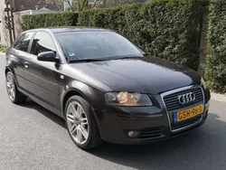 Grijs Gebruikt 2004 Audi A3 Attraction Hatchback | € 3.199 (Eerlijke prijs)