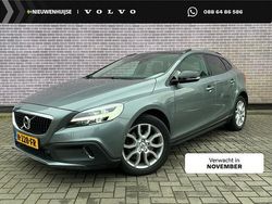 Grijs Gebruikt 2020 Volvo V40 CC Stationwagen | € 21.899 (Iets duurder)