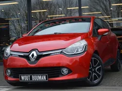 Rood Gebruikt 2016 Renault Clio IV Dynamique Hatchback | € 7.900 (Eerlijke prijs)