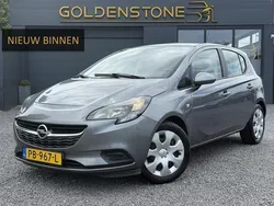 Grijs, metallic lak Gebruikt 2017 Opel Corsa Edition Hatchback | € 7.449 (Goede deal)