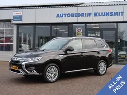 Zwart Gebruikt 2019 Mitsubishi Outlander P-HEV Intense+ SUV | € 22.450 (Eerlijke prijs)