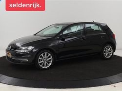 Zwart Gebruikt 2017 VW Golf VII Highline Hatchback | € 15.400 (Iets duurder)