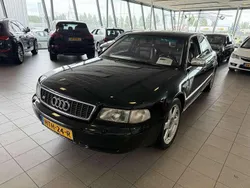 Zwart, metallic lak Gebruikt 1998 Audi S8 Sedan | € 7.390