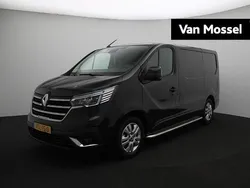 Zwart Gebruikt 2023 Renault Trafic Van | € 20.930 (Iets duurder)