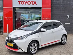 Wit Gebruikt 2017 Toyota Aygo Hatchback | € 6.900 (Eerlijke prijs)