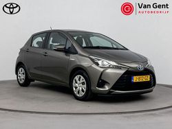 Grijs Gebruikt 2020 Toyota Yaris Hybrid Active Hatchback | € 16.499 (Goede deal)