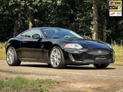 Zwart, metallic lak Gebruikt 2009 Jaguar XKR Portfolio Coupé | € 34.899 (Super prijs)