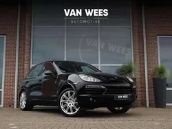 Zwart Gebruikt 2012 Porsche Cayenne SUV | € 23.950 (Iets duurder)
